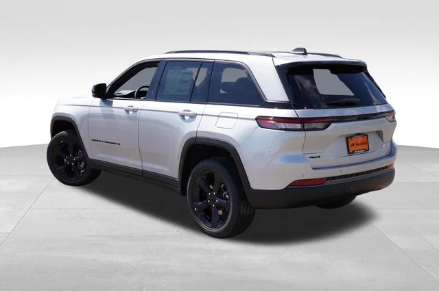 New 2026 Silver Zynith Jeep Limited image 5