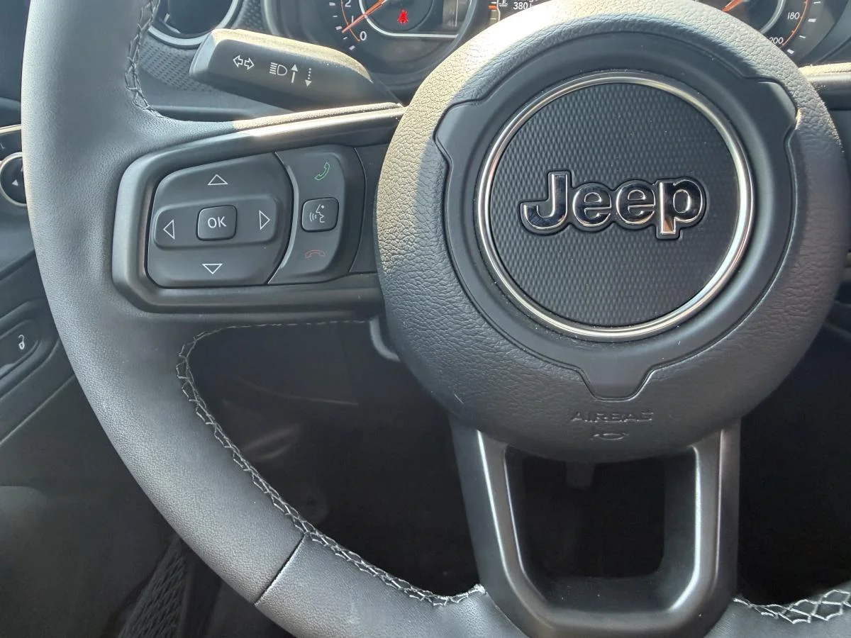New 2026 reign (pht) Jeep Rubicon X image 22