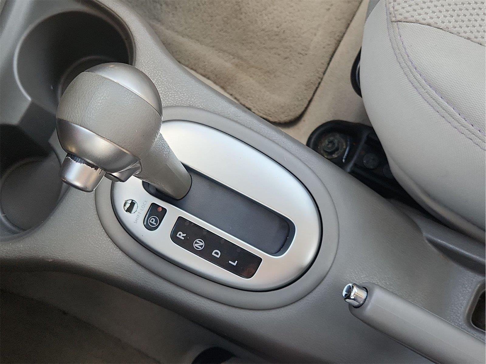 2014 Nissan Versa Sedan SV - Photo 21