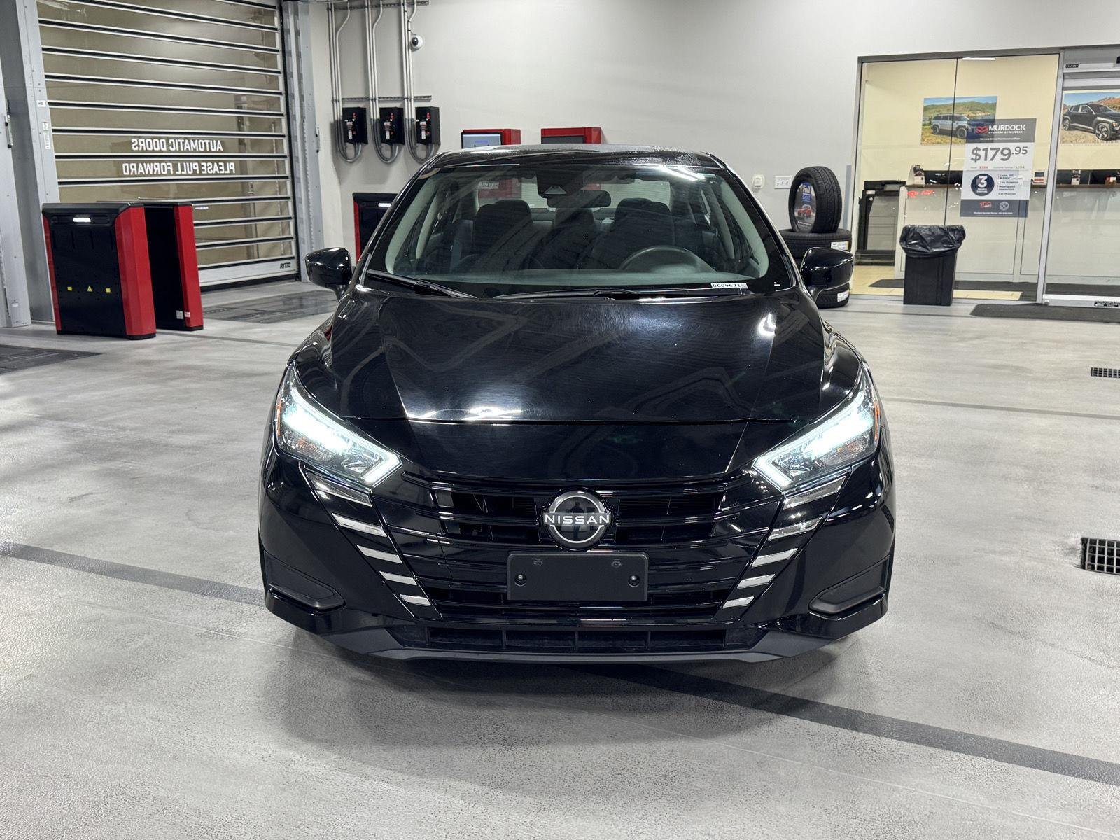 2025 Nissan Versa Sedan SV - Photo 11