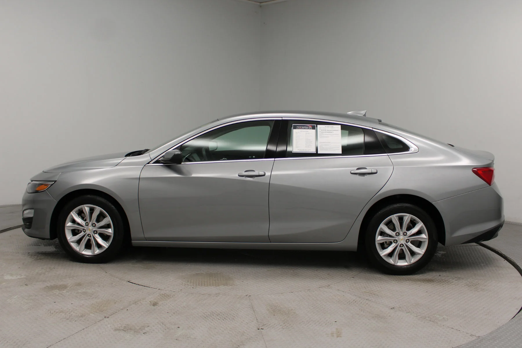 Used 2025 Sterling Gray Metallic Chevrolet 4dr Sdn 1LT image 31