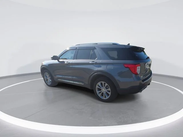 Used 2022 Gray Ford Limited image 6