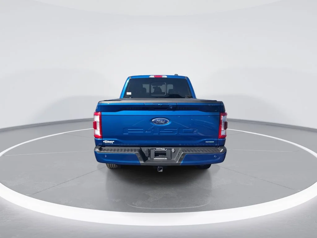Used 2023 Blue Ford Lariat image 7