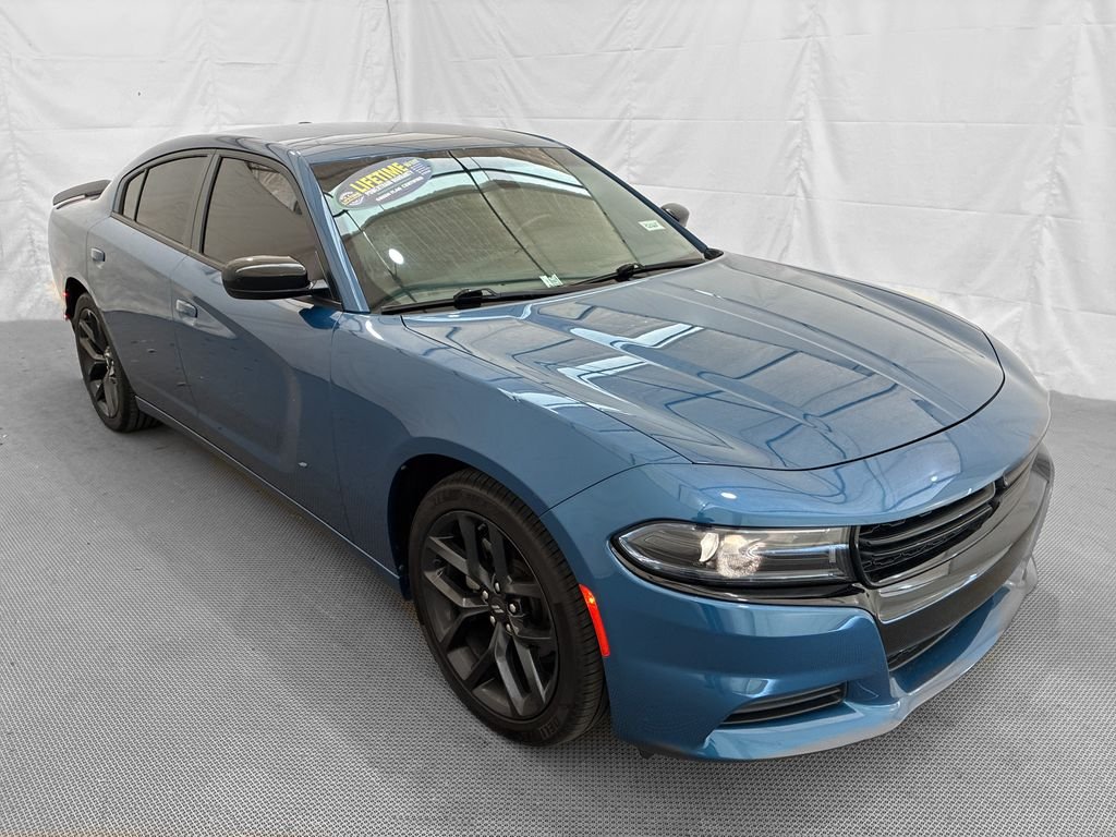 Used 2022 Frostbite Dodge SXT image 10