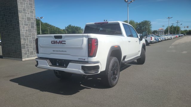 2026 GMC Sierra 2500HD AT4 - Photo 7