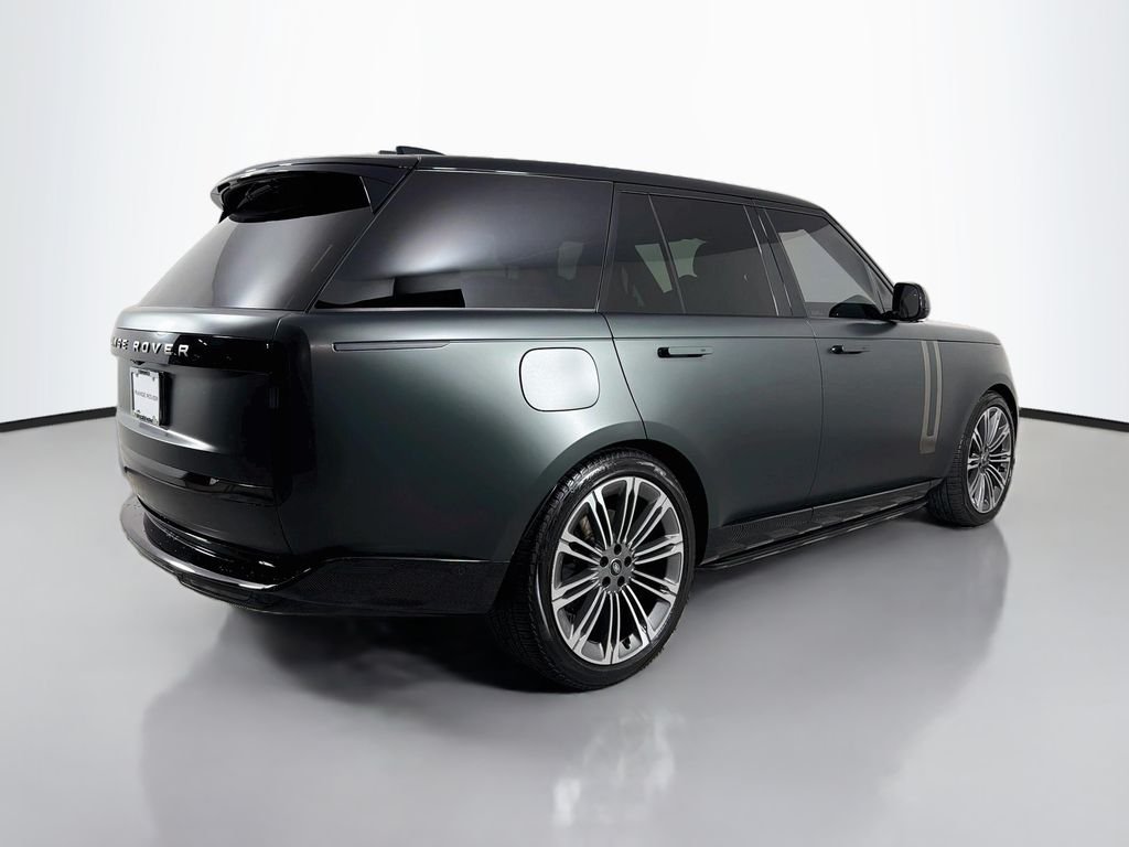 Certified Used 2023 Green Land Rover SE image 5
