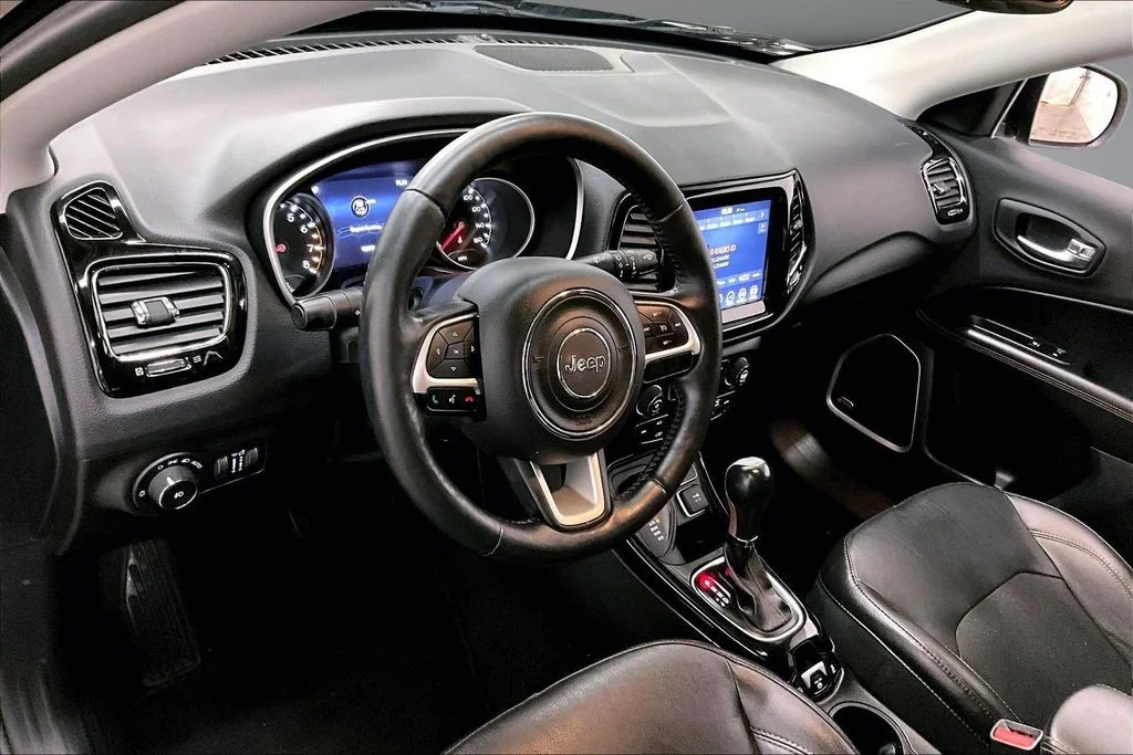 Used 2018 Black Jeep Limited image 17