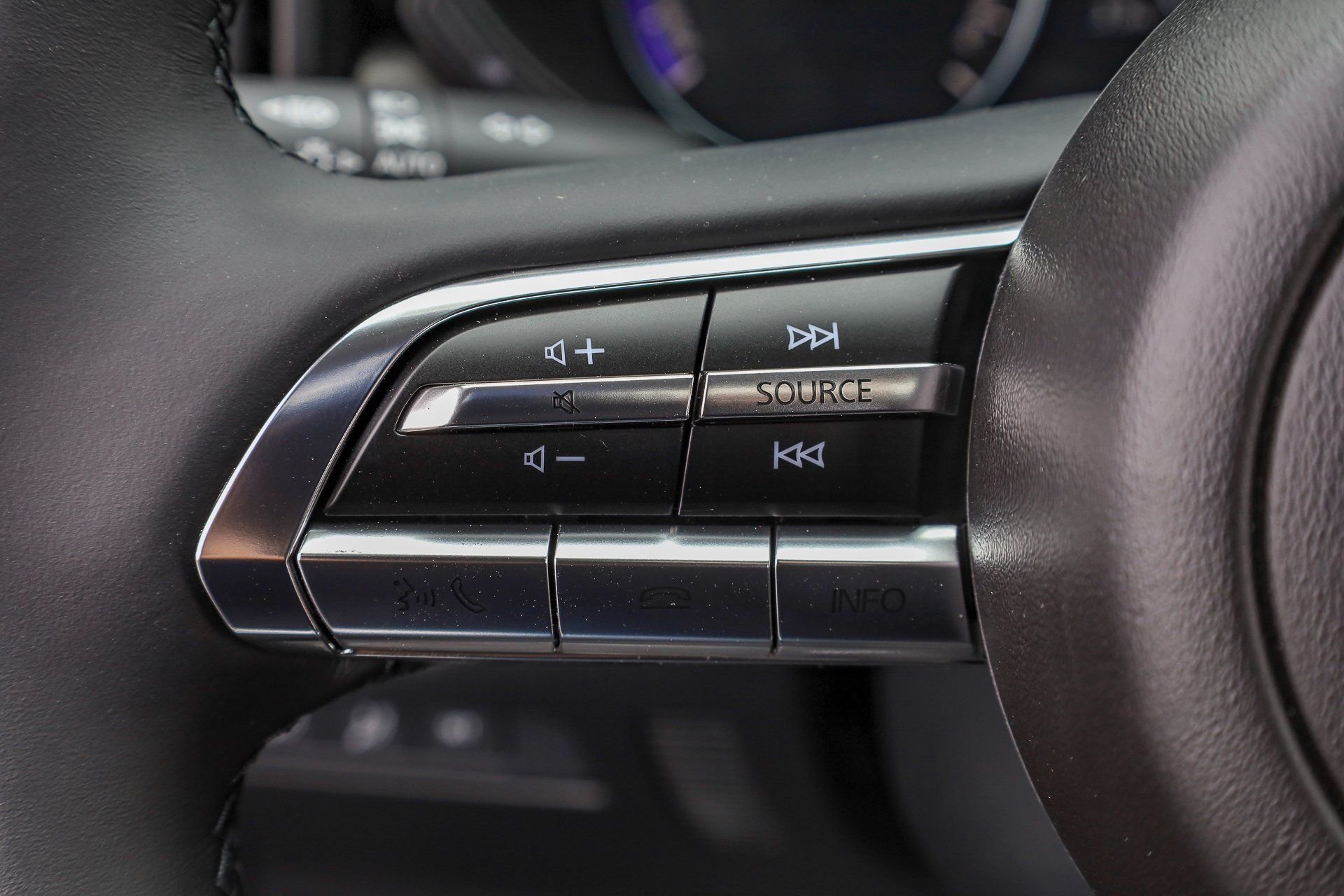 2026 Mazda CX-50 Premium - Photo 24