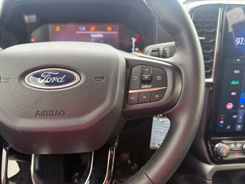 Used 2025 Black Ford XLT image 16