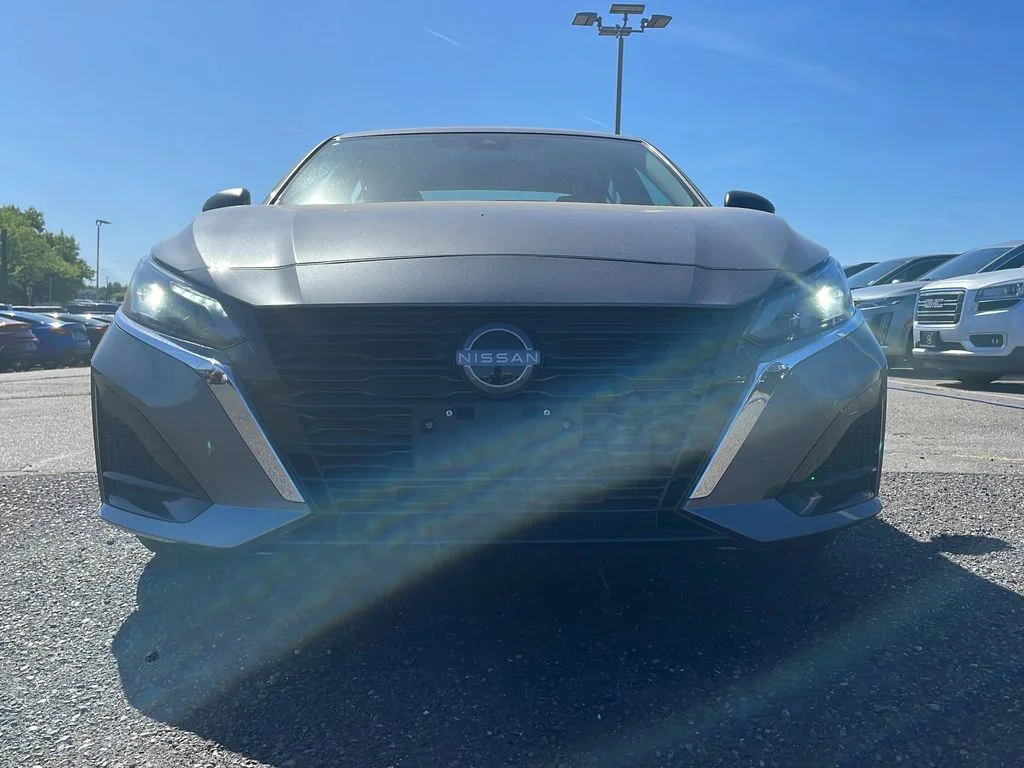 2025 Nissan Altima SV - Photo 27