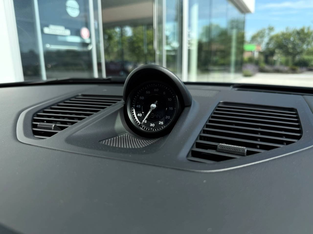 2026 Porsche 911 - Photo 23