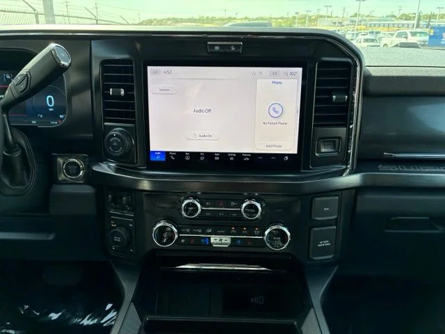New 2026 Avalanche Ford Lariat image 11