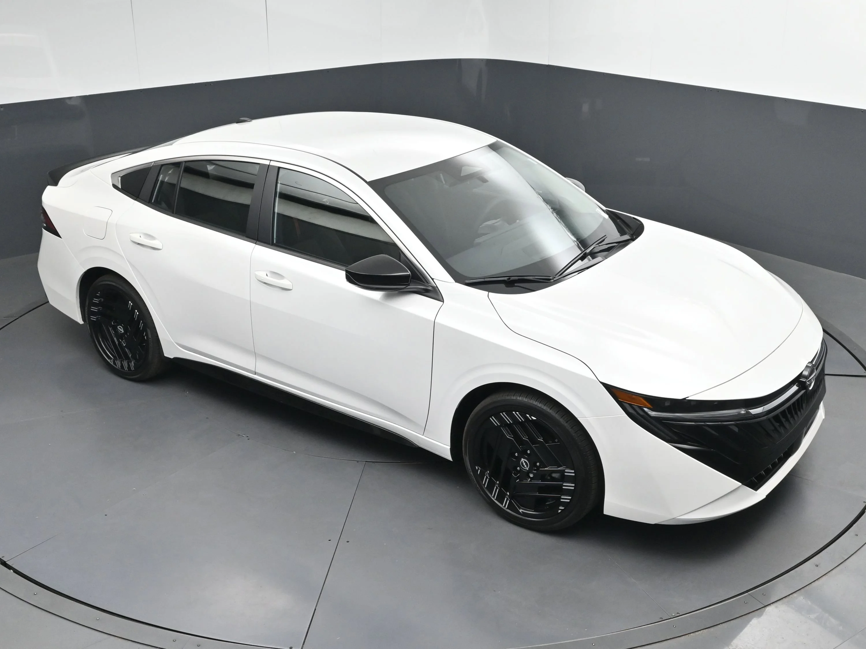 New 2026 Aspen White Tricoat Nissan SR image 29