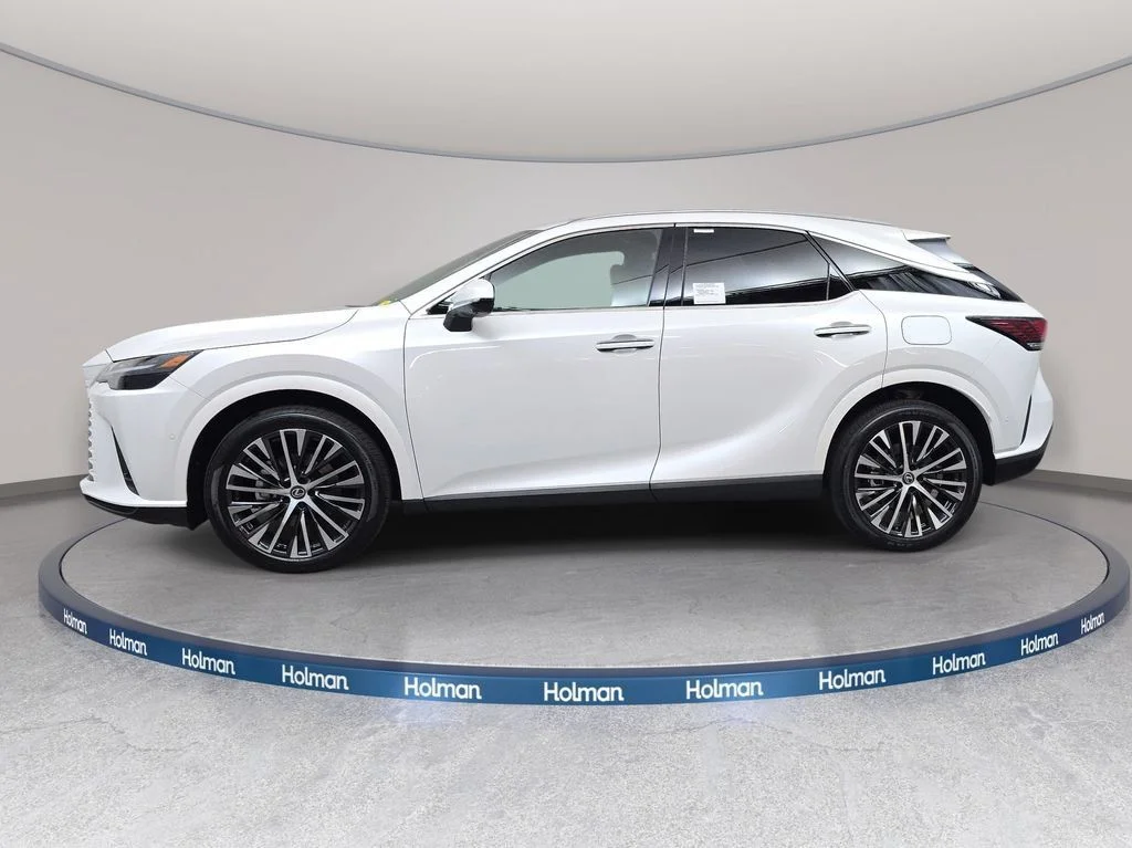 New 2026 Eminent White Pearl Lexus PREMIUM PLUS image 8