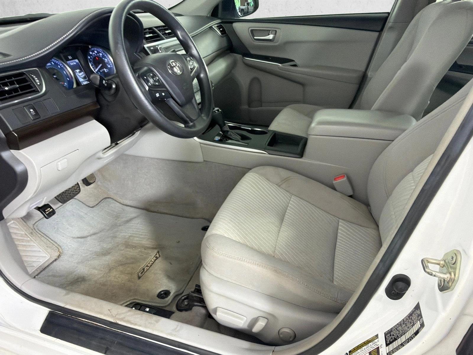 Used 2017 Super White [White] Toyota LE image 9