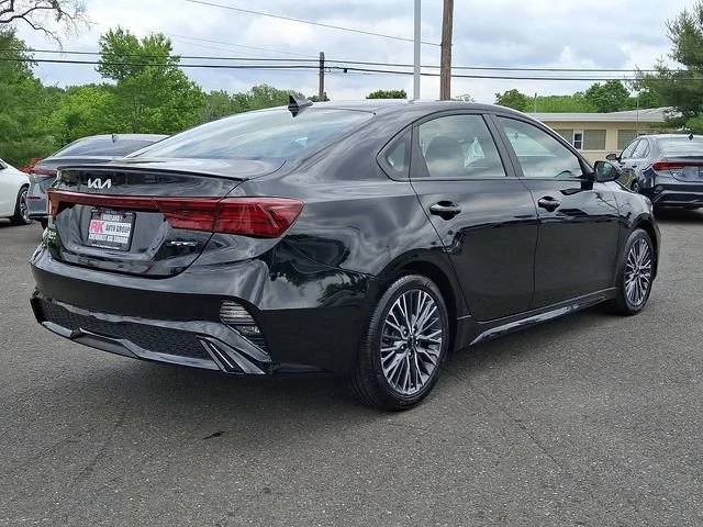 Used 2024 Black Kia GT-Line image 7