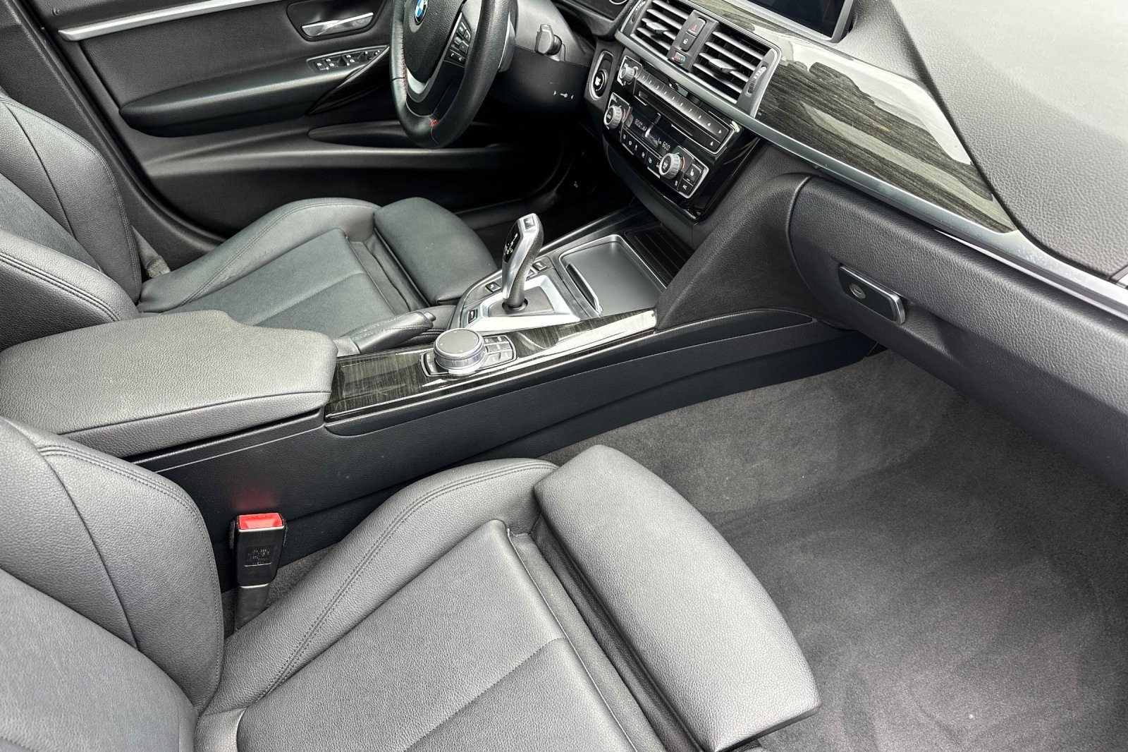 Used 2017 Mineral Gray Metallic BMW 330e iPerformance image 14
