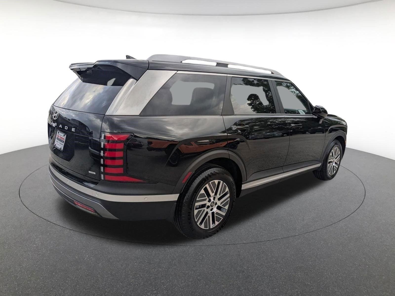 New 2026 Abyss Black Pearl Hyundai SEL Premium 7P image 3