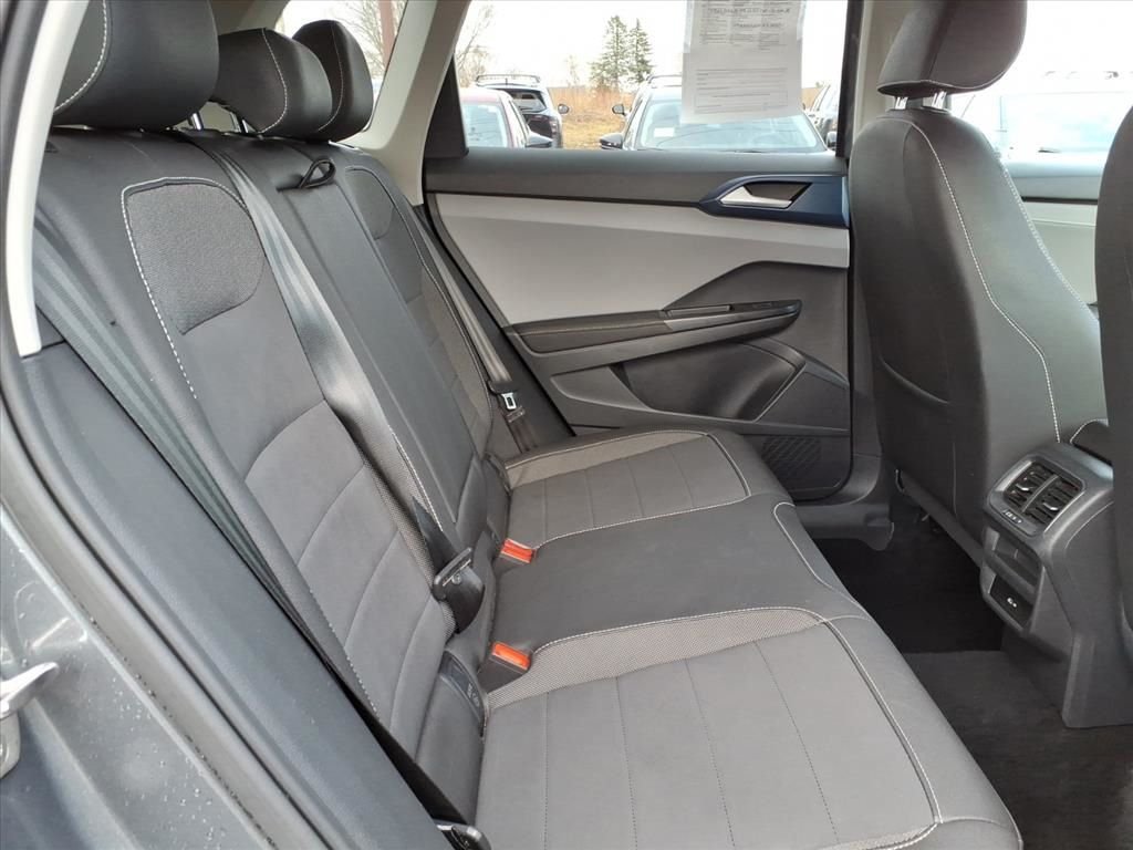 Used 2024 Platinum Gray Metallic Volkswagen 1.5T SE image 27