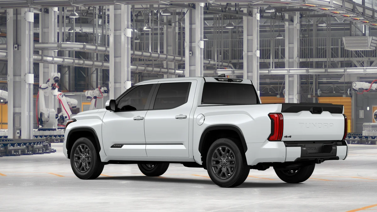 New 2026 Wind Chill Pearl Toyota Platinum image 6