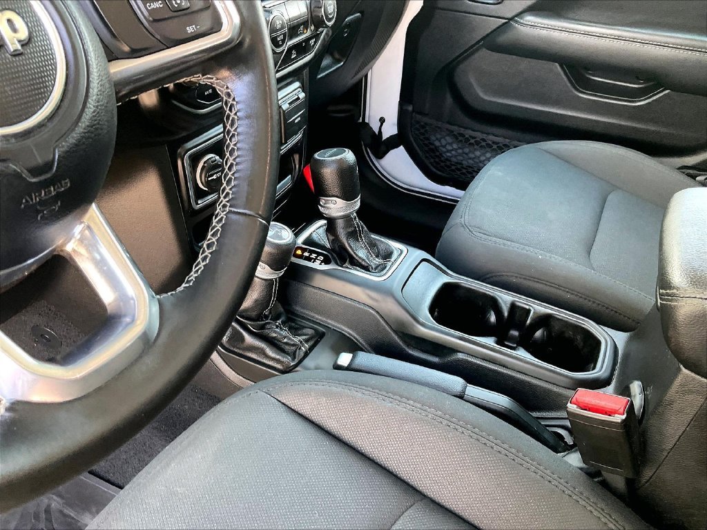 Used 2022 Bright White Clearcoat Jeep Overland image 20