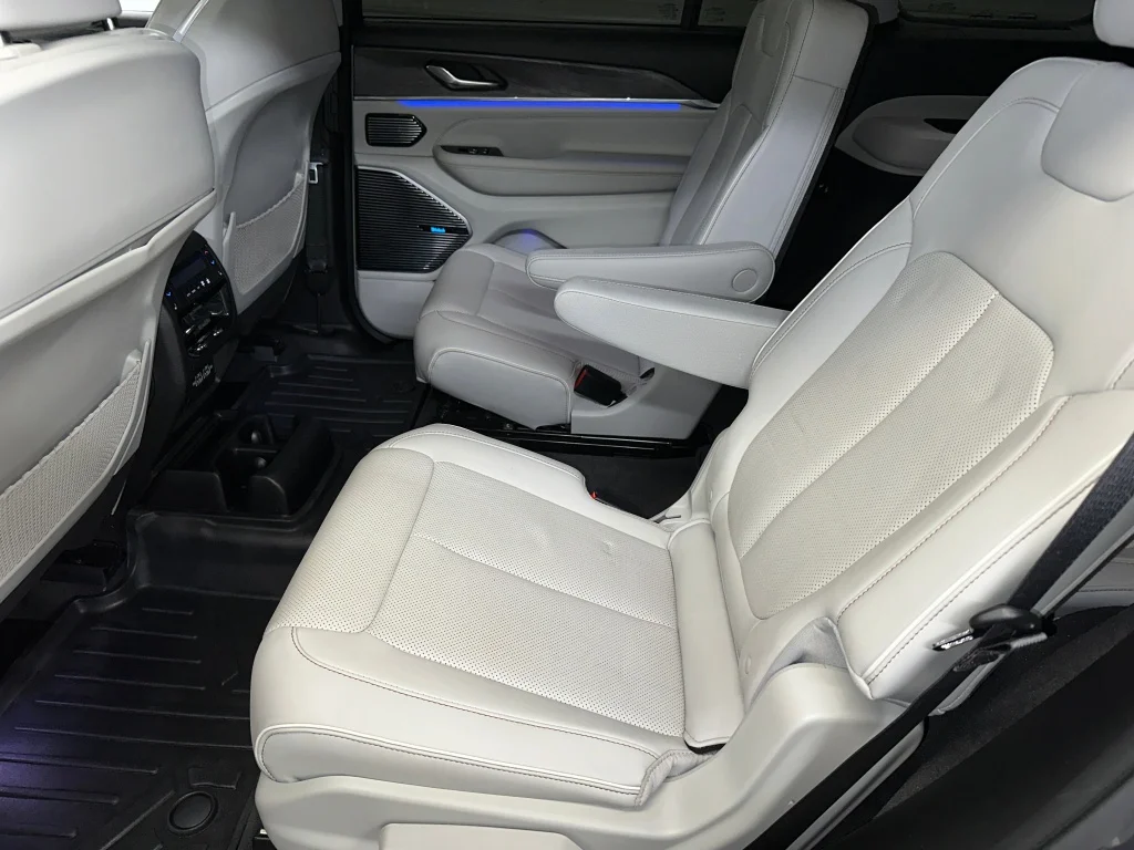 2022 Jeep Grand Cherokee L Overland - Photo 21