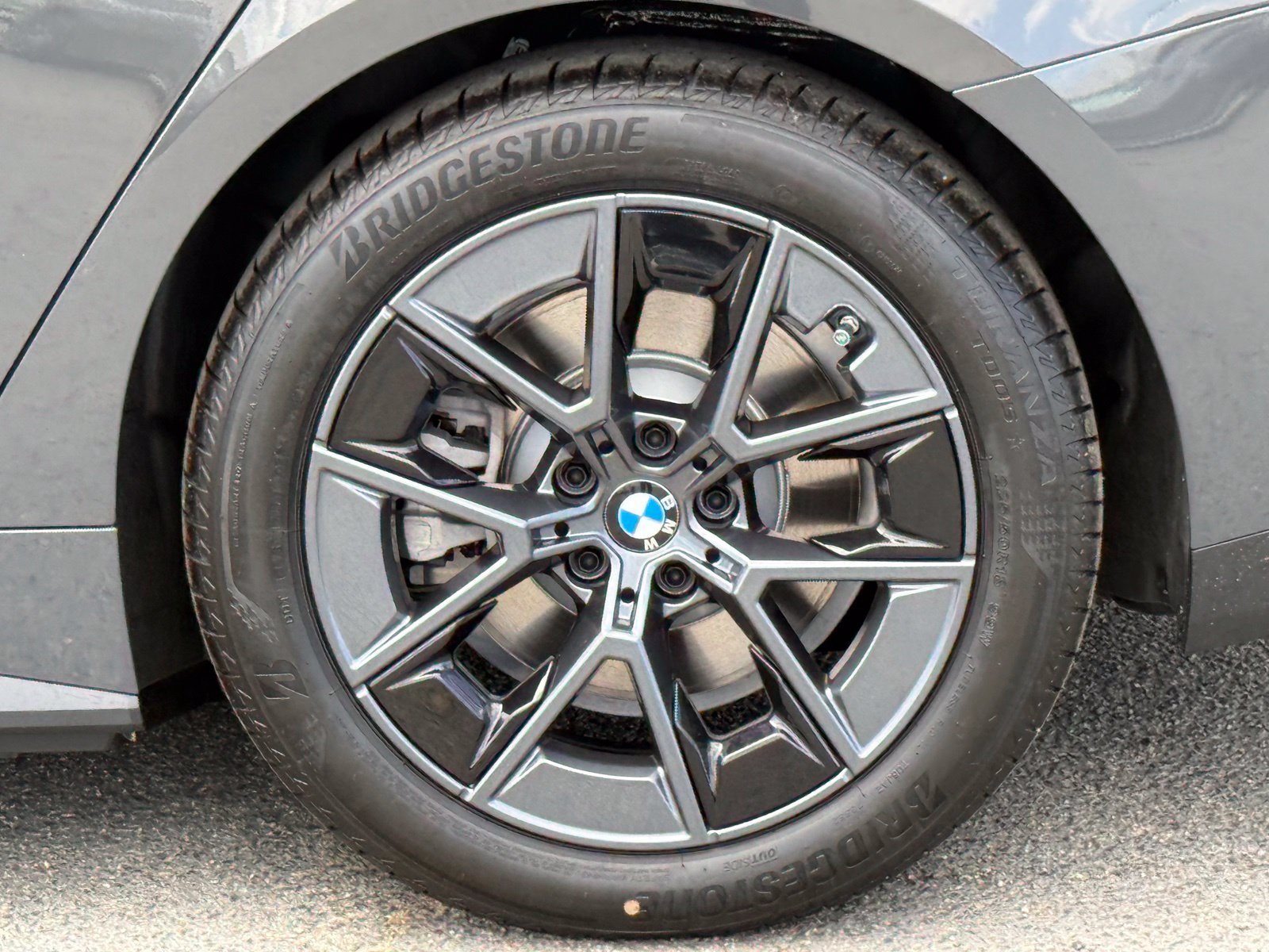 2026 BMW i4 40 - Photo 17