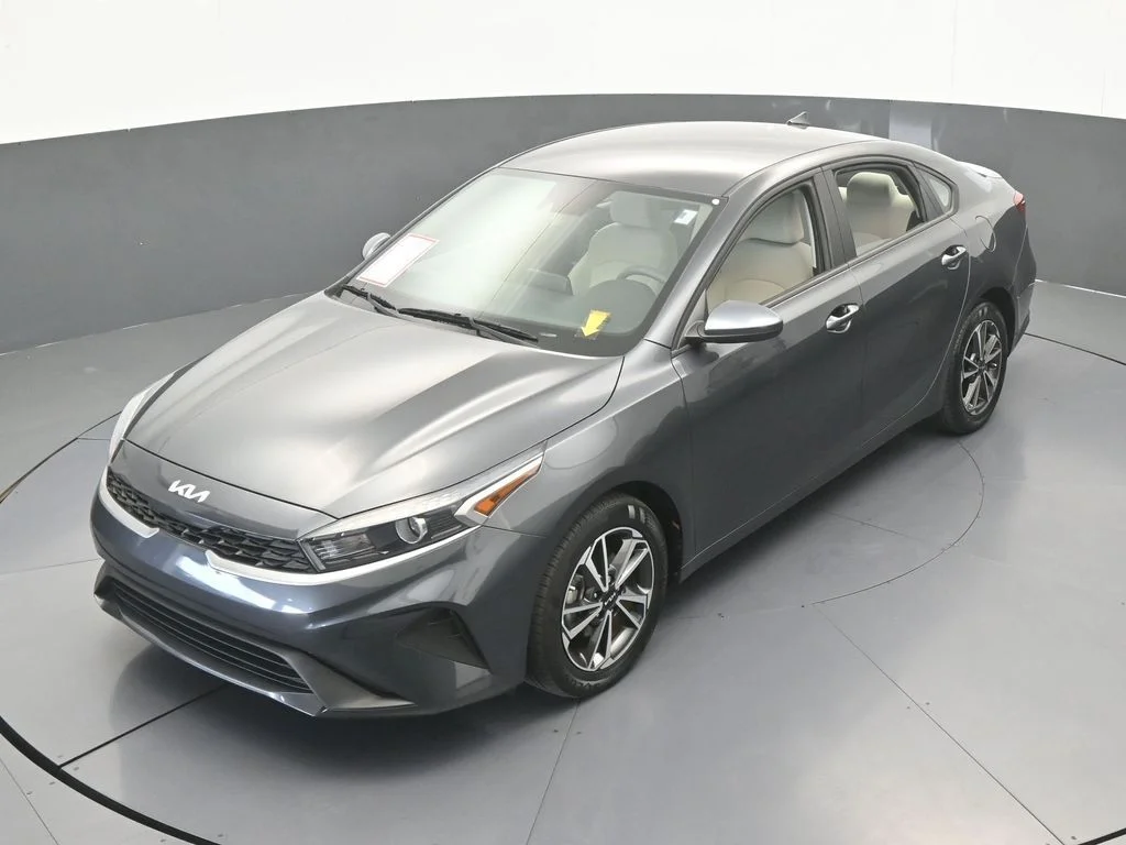 Used 2023 Gravity Gray Kia LXS image 36