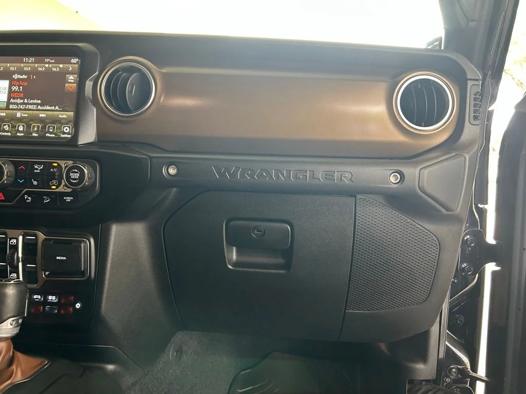 Used 2021 Black Jeep Unlimited Rubicon image 31