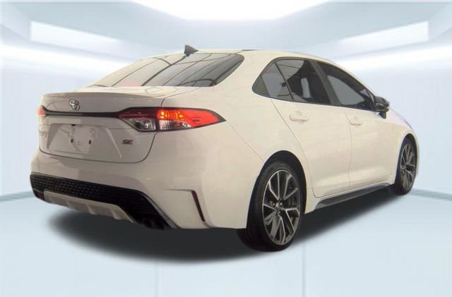 Used 2021 White Toyota SE image 24