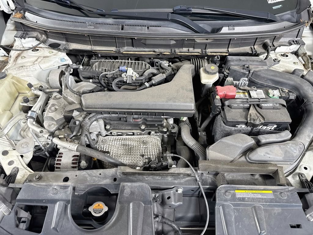 Used 2018 Pearl White Nissan SV image 29