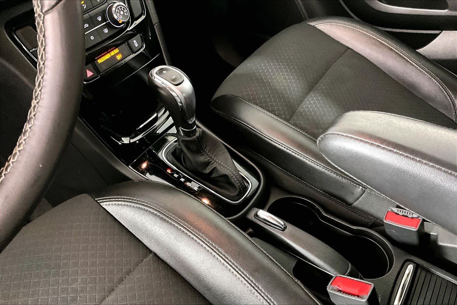 2022 Buick Encore Preferred - Photo 15