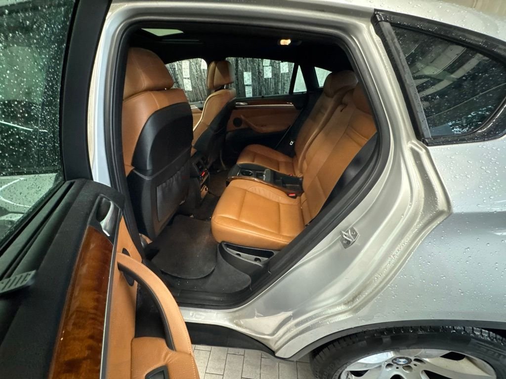 Used 2014 Titanium Silver Metallic BMW xDrive35i image 3