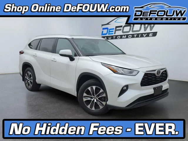 2025 Toyota Highlander LE