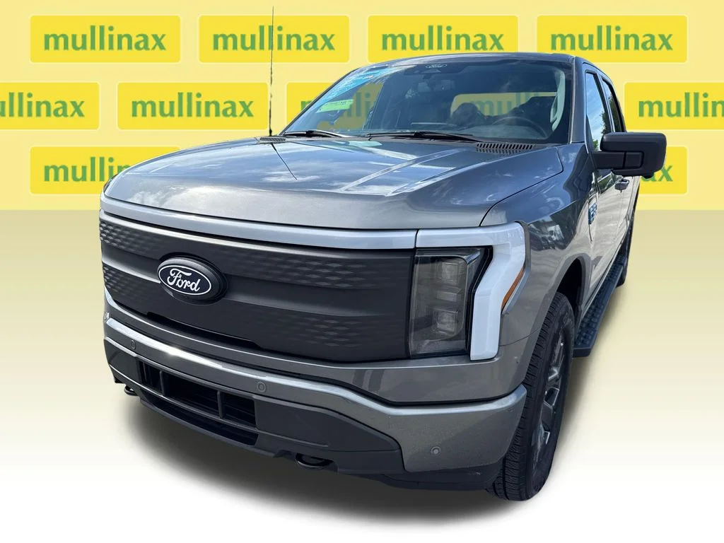 Certified Used 2025 Gray Ford Flash image 10