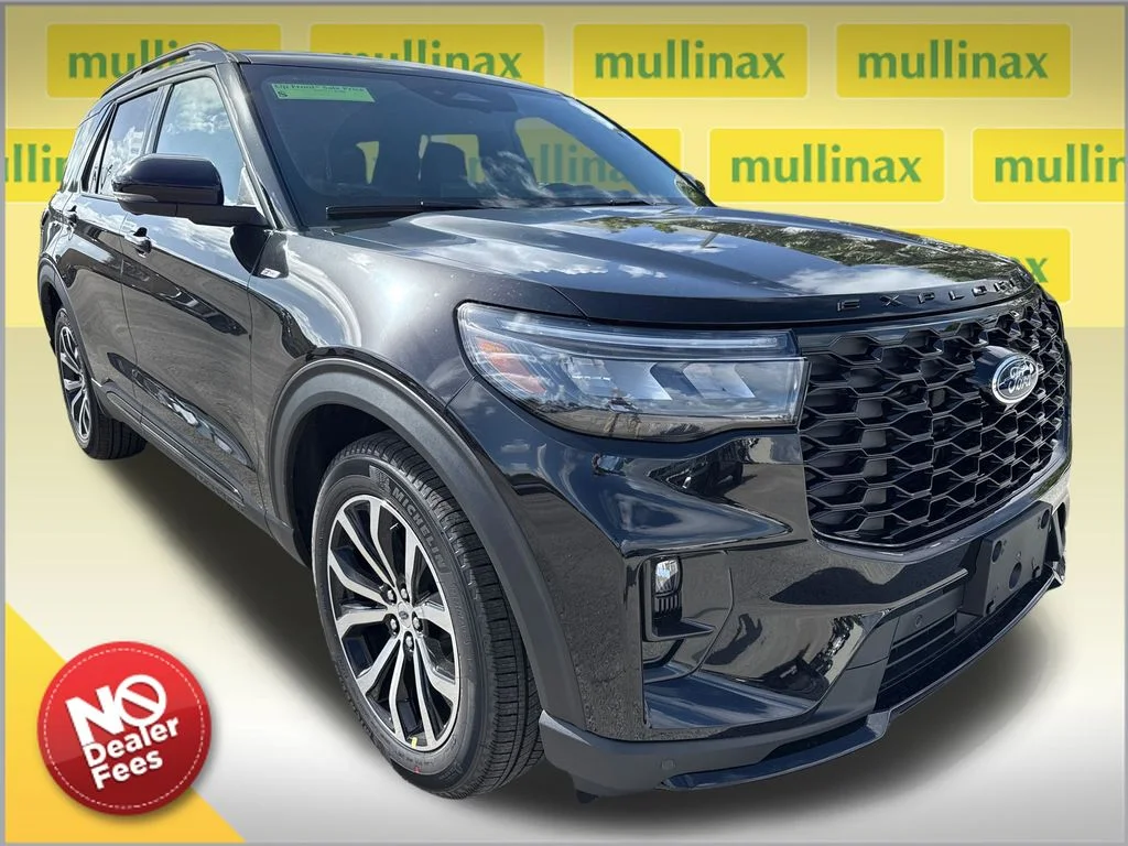 2026 Ford Explorer ST-LINE RWD's photo