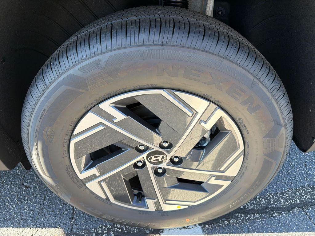 New 2026 Silver Hyundai Blue image 19