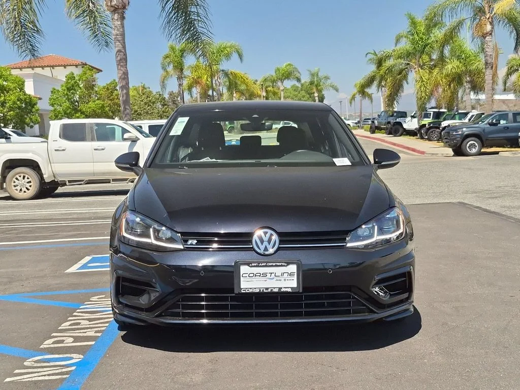 Used 2018  Volkswagen DCC & Navigation 4Motion image 2