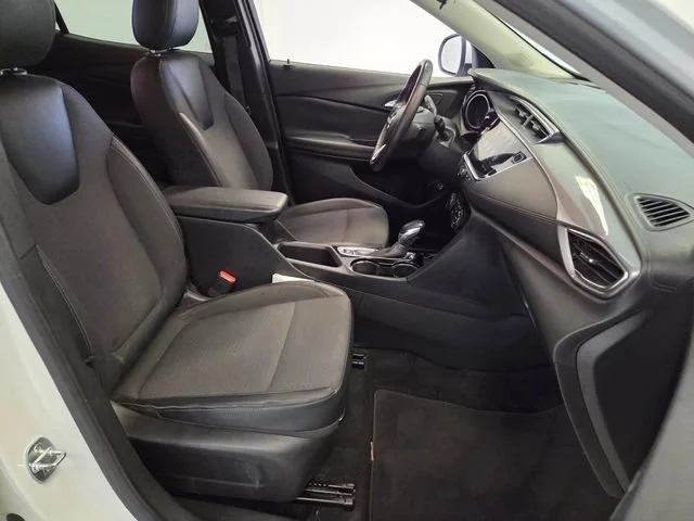 Used 2021 WHITE FROST TRICOAT Buick Select image 15