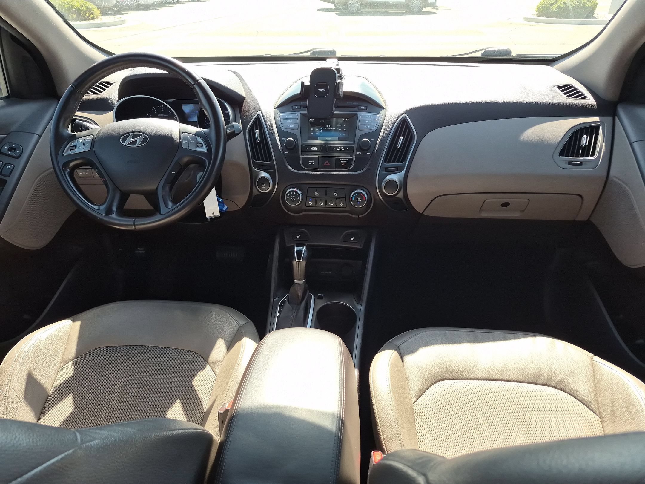 Used 2014 Laguna Blue Metallic Hyundai SE image 26