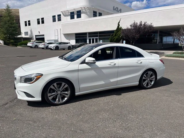 Used 2014 Cirrus White Mercedes-Benz CLA 250 image 2