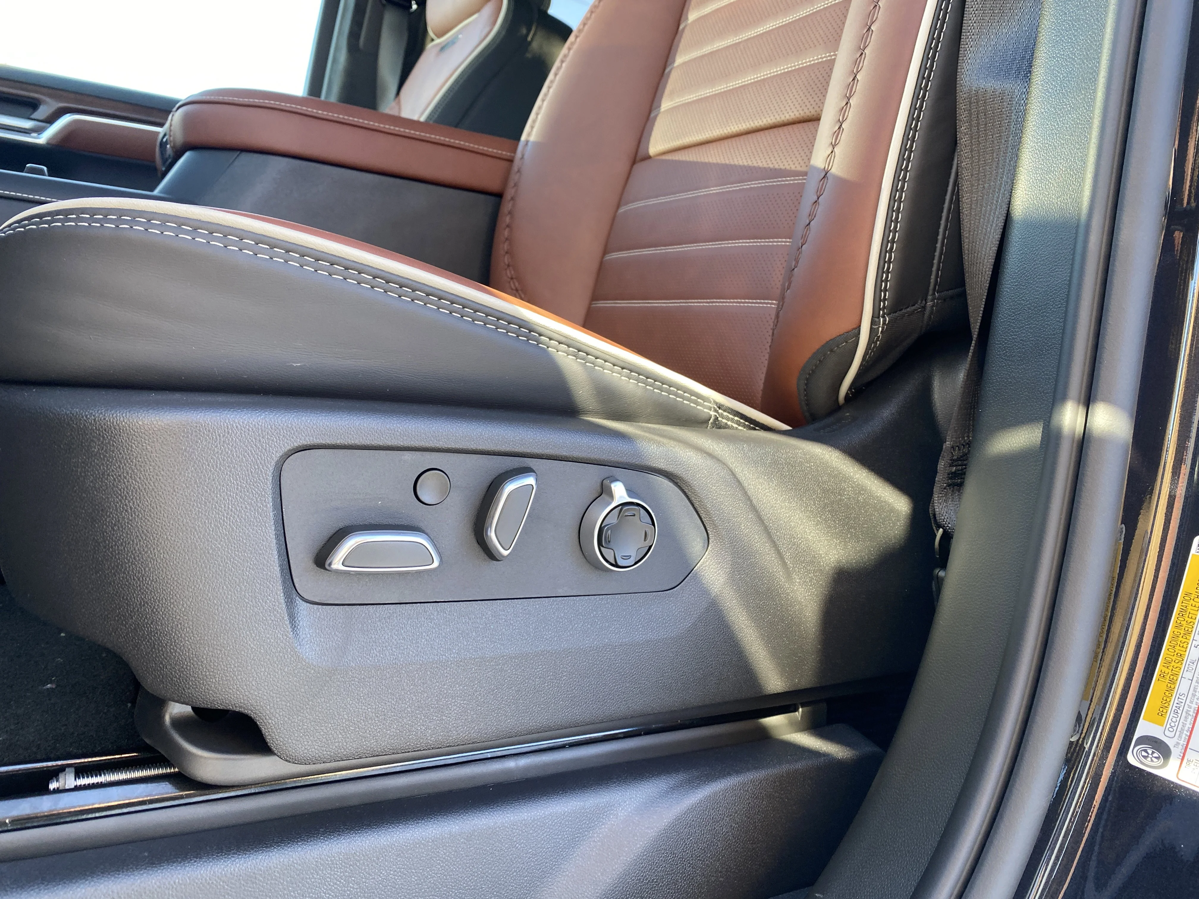 New 2026 TITANIUM RUSH METALLIC GMC Denali Ultimate image 20