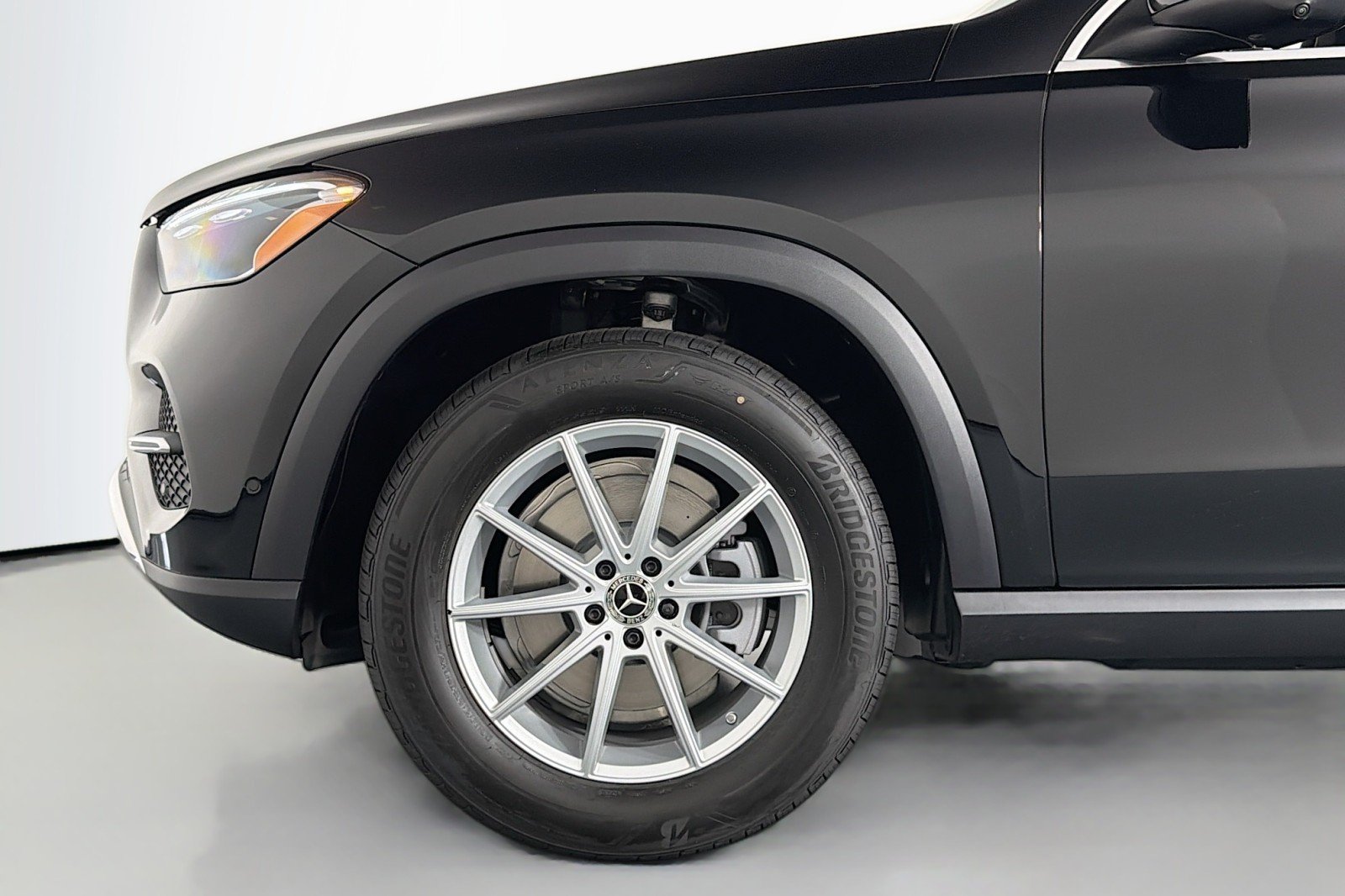 New 2026 Black Mercedes-Benz GLE 350 SUV image 10