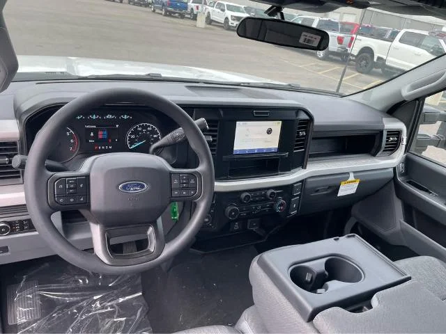 New 2026 Oxford White Ford F-350® XL image 51