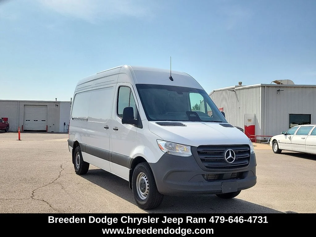 2025 Mercedes-Benz Sprinter 2500 144 WB's photo
