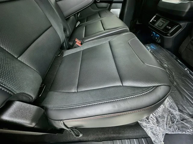 New 2026 Shelter Green Ford Raptor image 30