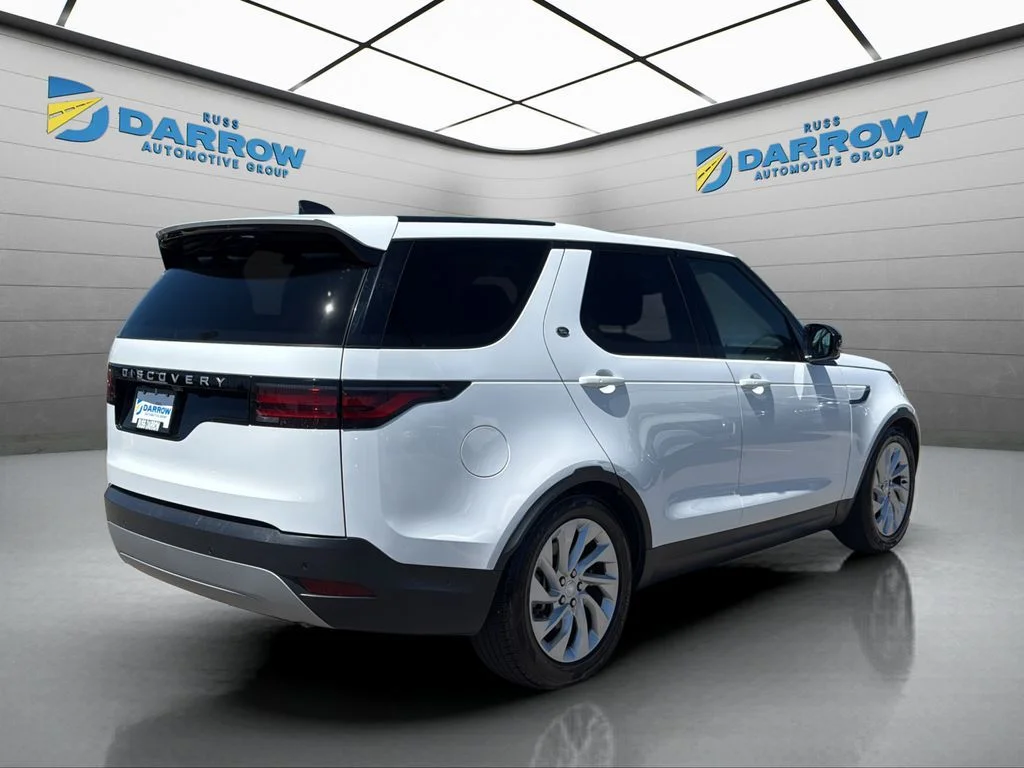 Used 2024  Land Rover S image 6