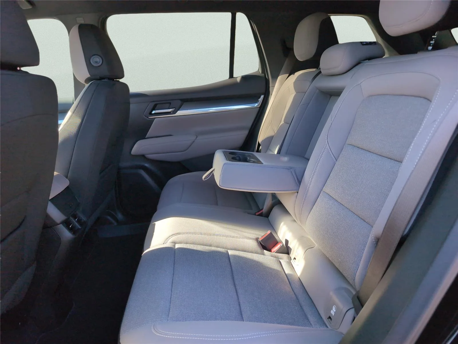 New 2026 Ebony Twilight Metallic GMC Elevation image 25