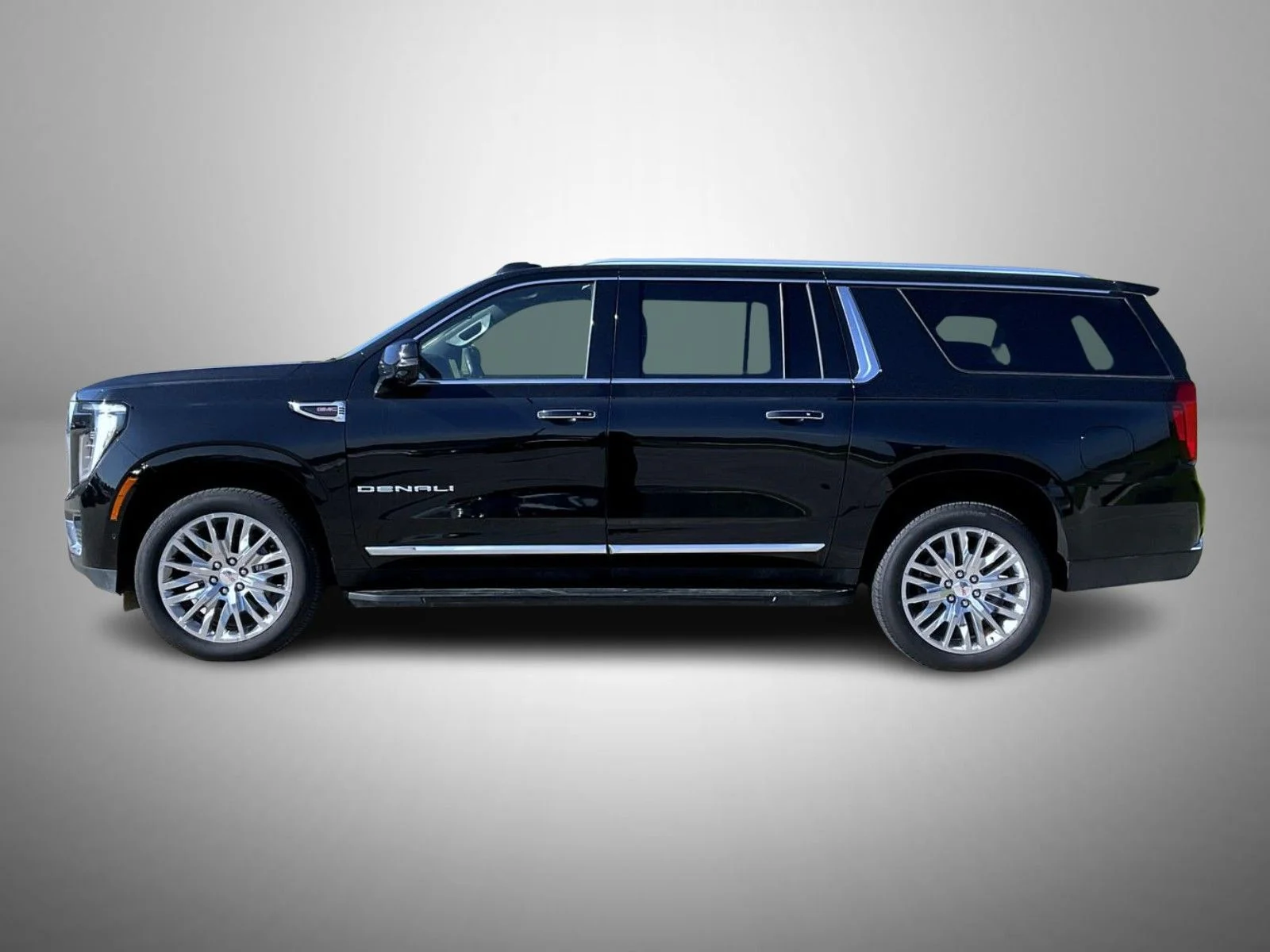 Used 2025 Black GMC Denali image 8