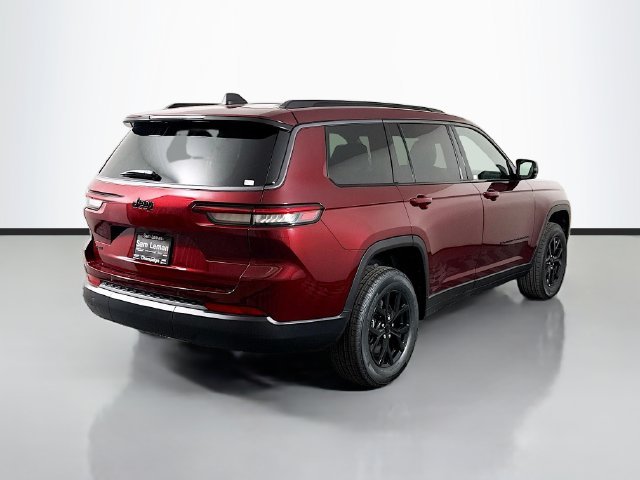 New 2026 Velvet Red Pearl-Coat Exterior Paint Jeep Altitude image 7
